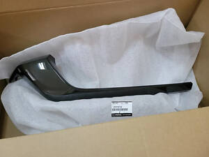 Молдинг решетки радиатора правый Mazda: CX-50 2023-, VA40507J0