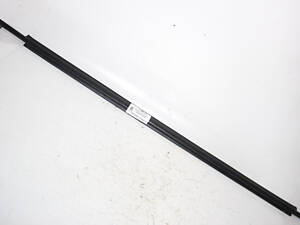 Молдинг стекла двери задний левый Toyota RAV-4 III 2005-2012 7574042030