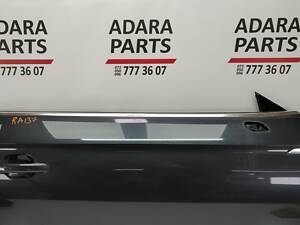 Молдинг дверь-стекло центральный передний правый для Audi A5 2018-2019 (F5(8W6)) (8W6853284C2ZZ)