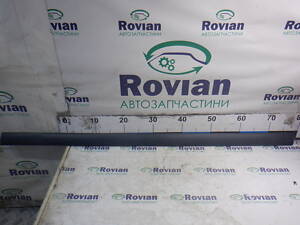 Молдинг двери передний левый (Ліфтбек) Skoda OCTAVIA 2 A5 2004-2009 (Шкода Октавия а5), БУ-279367