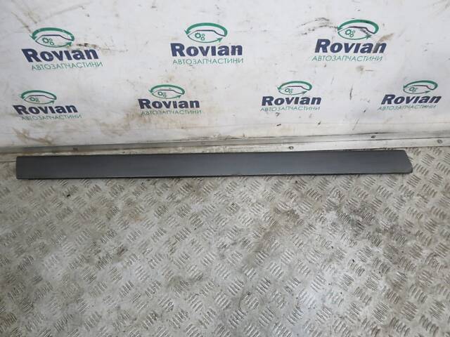 Молдинг двери передний левый (Седан) Skoda SUPERB 1 2002-2008 (Шкода Суперб), БУ-302688 - Фото 1