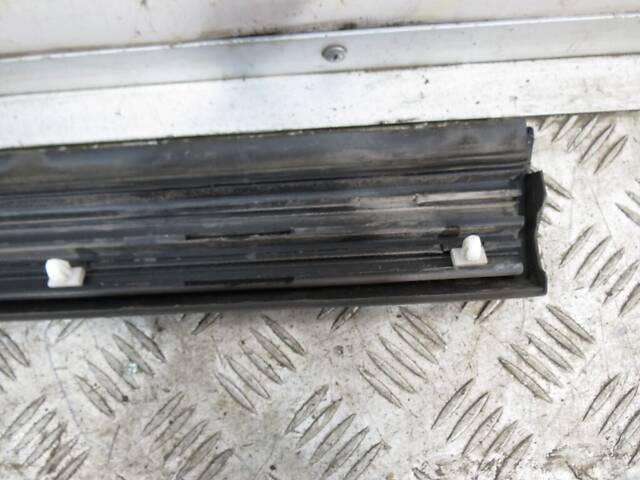 Молдинг двери передний левый (Седан) Skoda SUPERB 1 2002-2008 (Шкода Суперб), БУ-302688 - Фото 4