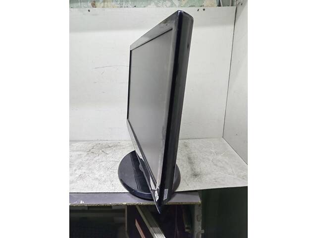 Монитор Б-класс LG Flatron W2453SQ-PF / 24' (1920x1080) TN / 1x VGA / Кабели в комплекте - Фото 5