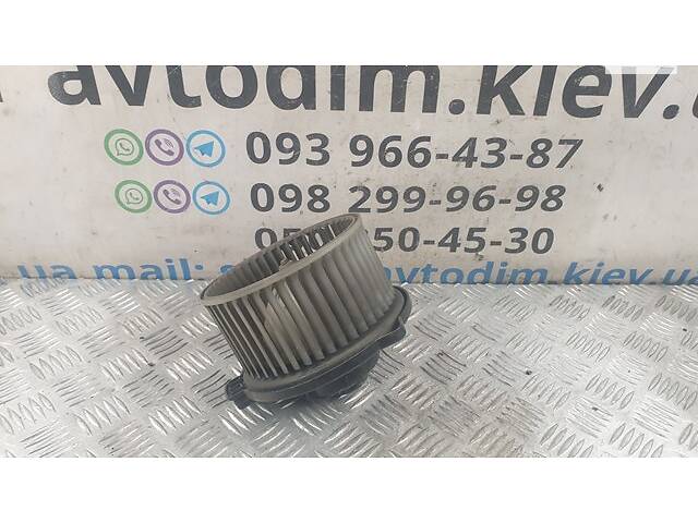 Мотор обогревателя с вентилятором 8710305040 Toyota Avensis T22 1997-2003 - Фото 1