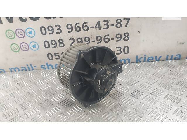 Мотор обогревателя с вентилятором 8710305040 Toyota Avensis T22 1997-2003 - Фото 2