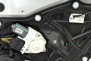 Мотор стеклоподъемника задний правый для VW CC Sport 2013-2017 (3C8959704DVW3, 3C8959704D)