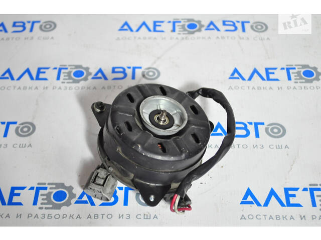 163630a150 Мотор вентилятора охлаждения левый Toyota Avalon 13- 2.5 ...
