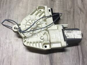 Моторчик подъёмника передний левый Skoda Yeti, б/у.