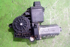Моторчик стеклоподъемника задний левый opel omega b