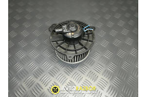 Моторчик вентилятор печки BJ0E61B10 на Mazda 323 BJ, 322F 1998-2004 год