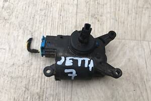 Моторчик заслонки печки Volkswagen Jetta Usa 18-JEM 1.4 DGXA 2018 (б/у)