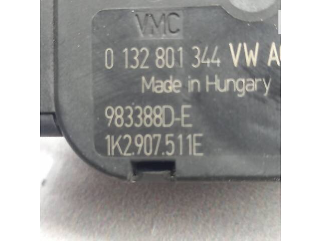Моторчик заслонки пічки Skoda Octavia A5 2008-2013, 1k2907511e
