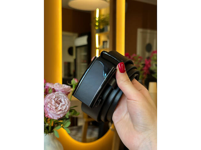 Чоловічий шкіряний ремінь із пряжкою автомат 8490 - Фото 5