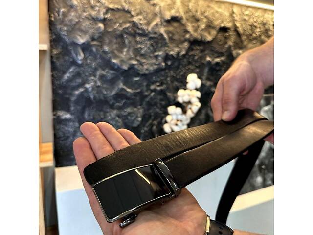 Чоловічий шкіряний ремінь із пряжкою автомат - Фото 2