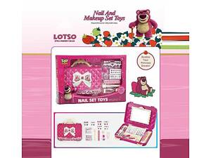 Набір для манікюру D 8965-2 (48) сумочка, лак для нігтів, пилочка, накладні нігті, наліпки, в коробці