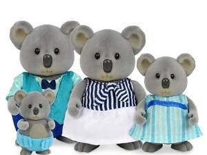 Набір фігурок Li'l Woodzeez Сім'я Коал 6155M (6155M)