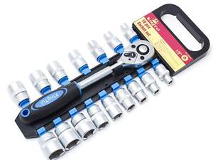 Набір головок з тріскачкою в пласт. тримачі 18 предметів 1/2' (8-24мм, 6-гран.) KINGTUL KT418