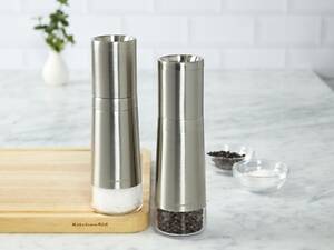 Набор мельниц для соли и перца KitchenAid Universal KOG988OSSSA 20.3 см серебристый