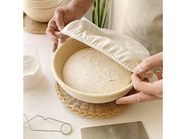 Набір із двох кошиків для вистоювання тіста хліба з натурального ротанга з тканинним чохлом (діаметр 20 см) - Фото 2