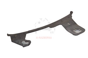 Накладка арки колеса права AUDI S4 8W0853828