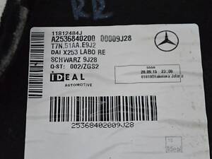 Накладка багажника Mercedes GLC X253 16- прав a2536840200