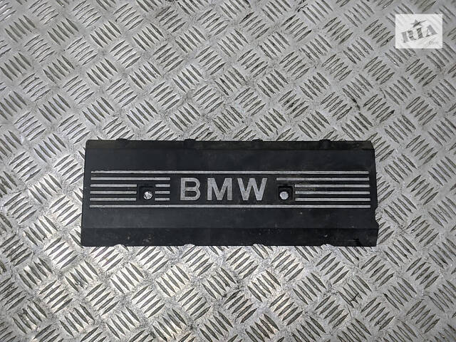 Декоративна накладка (на ДВС) BMW X5 E53 (2003-2006) рестайл 11121702856
