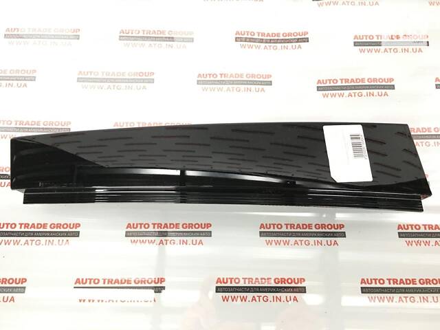 Накладка двери боковая задняя левая VW Passat B7 USA 2012-2015 561-839-901-A-041 оригинал б/у