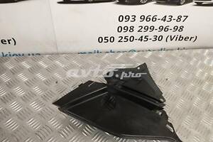 Накладка жабо склоочисників ліва 74222SMGE00050B Honda Civic 5D 06-12