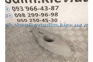 Накладка кнопки стеклоподъемника задняя левая MR576161 Mitsubishi Grandis 2003-2008