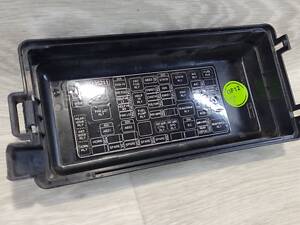 Накладка крышки корпуса блока модуля предохранителей Chevrolet Spark M300 (2009-2015) 95135211