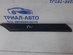 Накладка кришки багажника Mitsubishi Pajero Wagon 4 3.0 2007 (б/у)