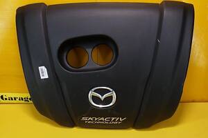 Накладка крышки ГБЦ / Декоративная накладка Mazda 3 (BM,BN) / 6 (GJ,GL) / CX-3 (DK) / CX-5 (KE,KF) PE11102F0