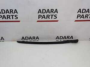 Накладка лобового стекла, правая (Обломана направляющая) для BMW 2 Series Gran Coupe 2020-2024 (F44) (51317475980)