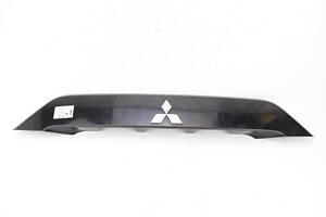 Накладка на крышку багажника Mitsubishi Outlander (CW) XL 2006-2014 5817A022