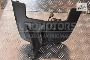 Накладка на кулісу (консоль) Kia Carnival 2006-2014 846314D000