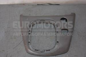 Накладка на кулису МКПП Renault Scenic (II) 2003-2009 8200231906