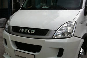 Накладка на передний бампер (под покраску) для Iveco Daily 2006-2014 гг.