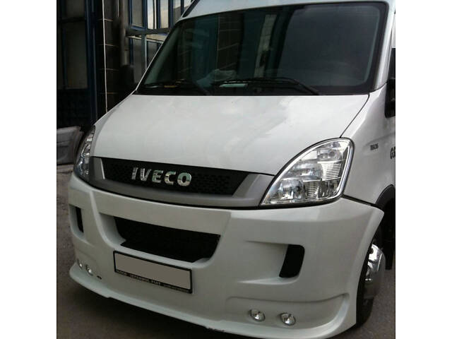 Накладка на передний бампер (под покраску) для Iveco Daily 2006-2014 гг