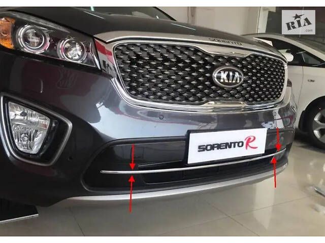 Накладка на решетку переднего бампера Libao (пластик) для Kia Sorento UM 2015-2020 гг