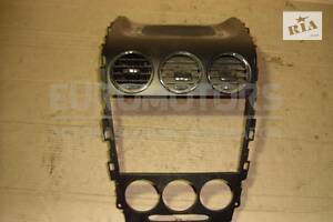 Накладка на торпедо центральная Mazda CX-7 2007-2012 EH4555210 42