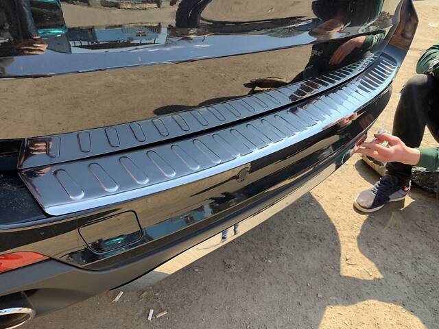 Накладка на задний бампер (Carmos) для BMW X5 F-15 2013-2018 гг - Фото 2