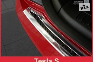 Накладка на задний бампер Tesla Model S (2/44083)