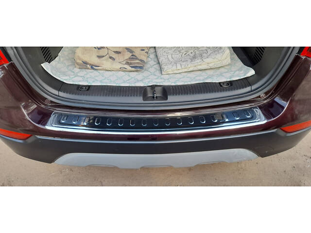Накладка на задний бампер V-1 Carmos (нерж) для Buick Encore 2013-2019 гг - Фото 2