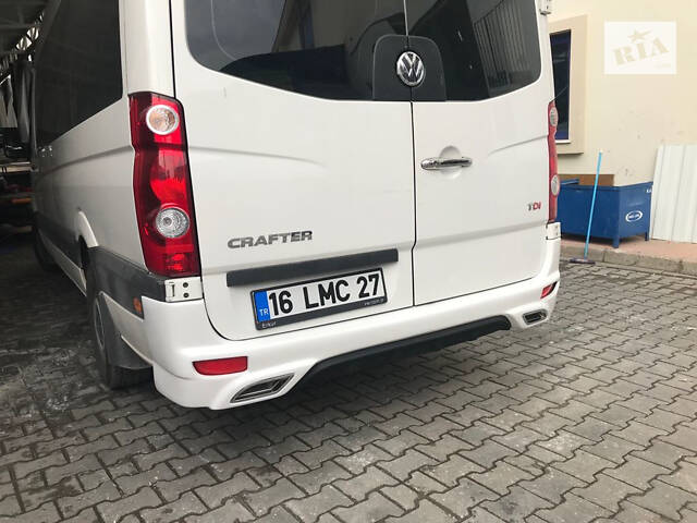 Накладка на задний бампер V2 (под покраску) для Mercedes Sprinter 2006-2018 гг