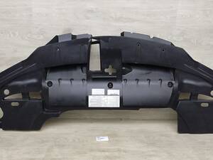 Накладка панели радиаторов под капот Lexus LX (2015-2021) 53292-60170 Деф.(надрыв)