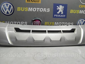 Накладка переднего бампера Mitsubishi L200 2019 - 6400J272