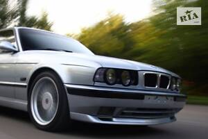 Накладка передняя BMW E34 (1LS 202 005-012)