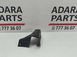 Накладка петли багажника правая для Audi S7 2012-2015 (4G8827280A4PK)