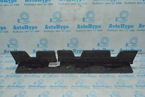 Накладка пола багажника возле между полом и спинкой сидения Ford Escape MK3 13- cj54-s13065-ee