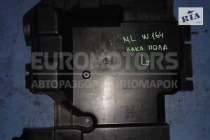 Накладка пола левая Mercedes M-Class (W164) 2005-2011 A1646802118